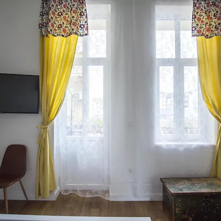 Lion's Bridge Boutique 2bdrm Apt, Center Gem סופיה