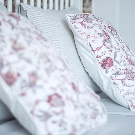 Lion's Bridge Boutique 2bdrm Apt, Center Gem * ソフィア