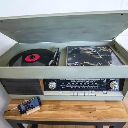 Lion's Bridge Boutique 2bdrm Apt, Center Gem Appartamento