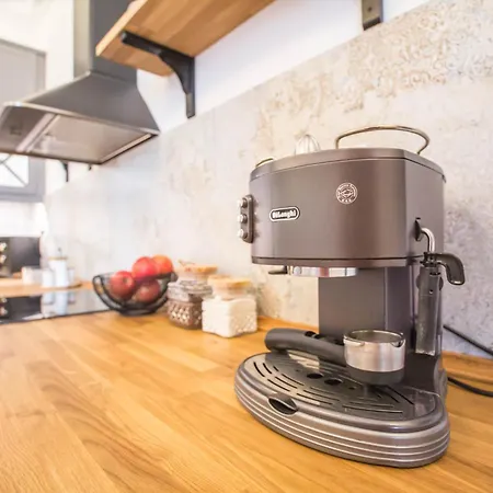 Appartamento Lion's Bridge Boutique 2bdrm Apt, Center Gem *