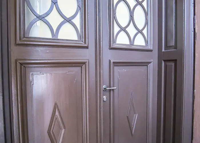 Lion's Bridge Boutique 2bdrm Apt, Center Gem アパート *