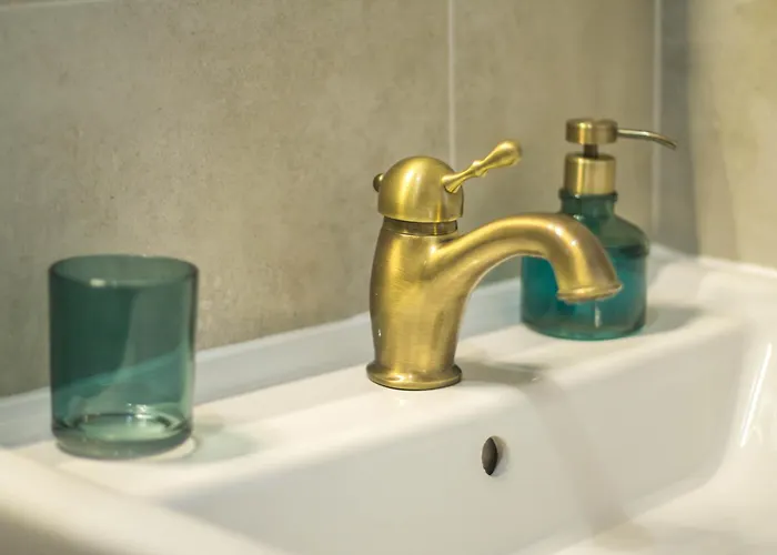 Lion's Bridge Boutique 2bdrm Apt, Center Gem Sofia