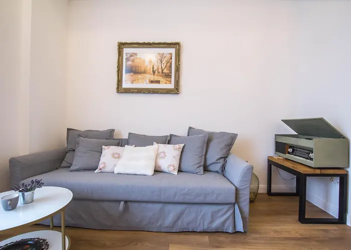 Lion's Bridge Boutique 2bdrm Apt, Center Gem Apartment Sofia