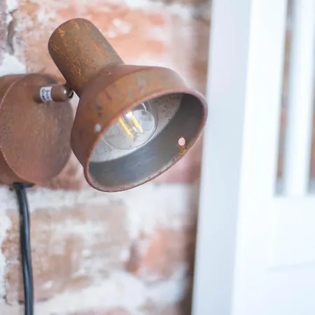 Lion's Bridge Boutique 2bdrm Apt, Center Gem * Sofía