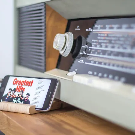 Lion's Bridge Boutique 2bdrm Apt, Center Gem